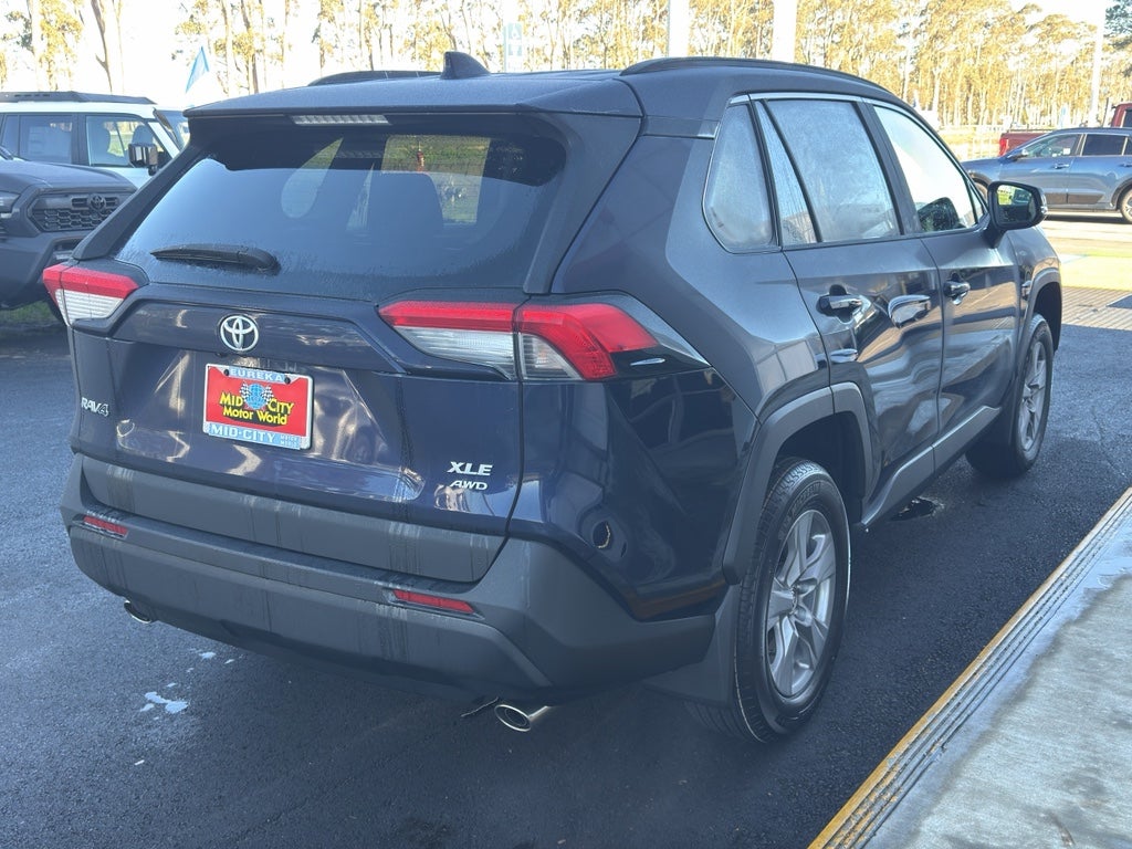 2025 Toyota RAV4 XLE