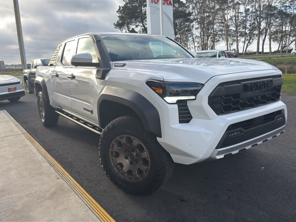 2026 Toyota Tacoma i-FORCE MAX Trailhunter