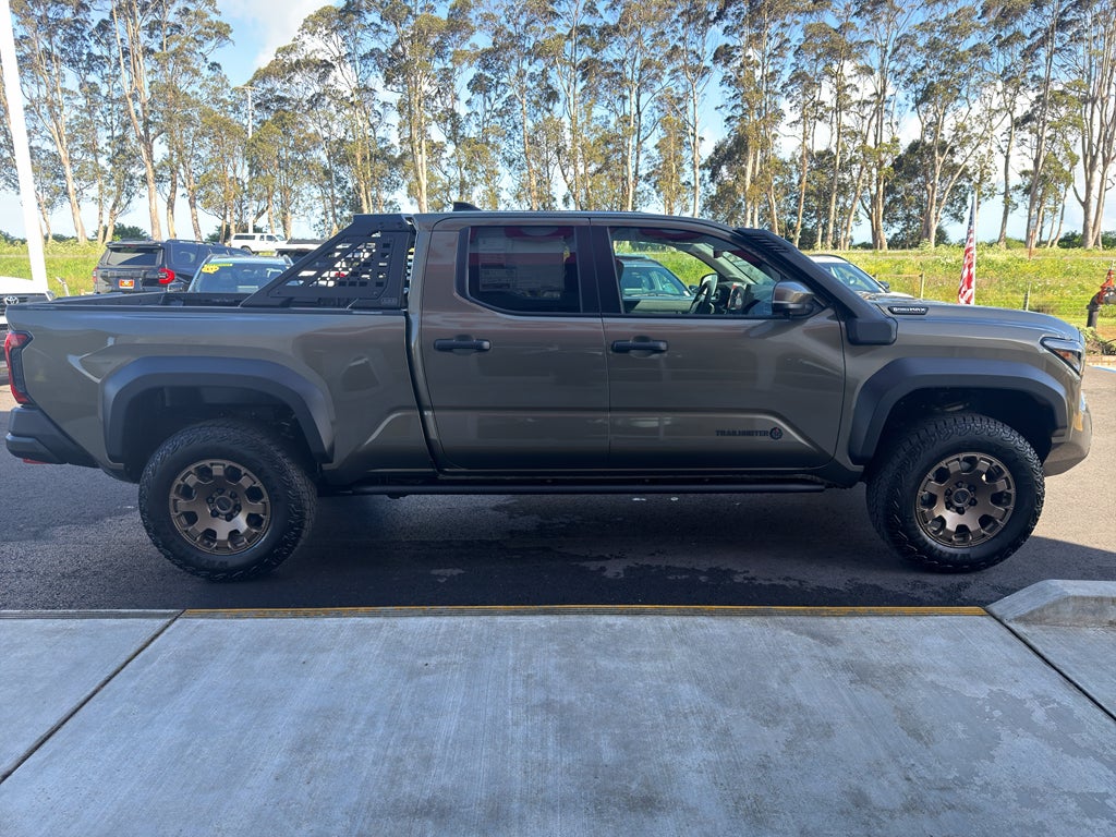 2026 Toyota Tacoma i-FORCE MAX Trailhunter