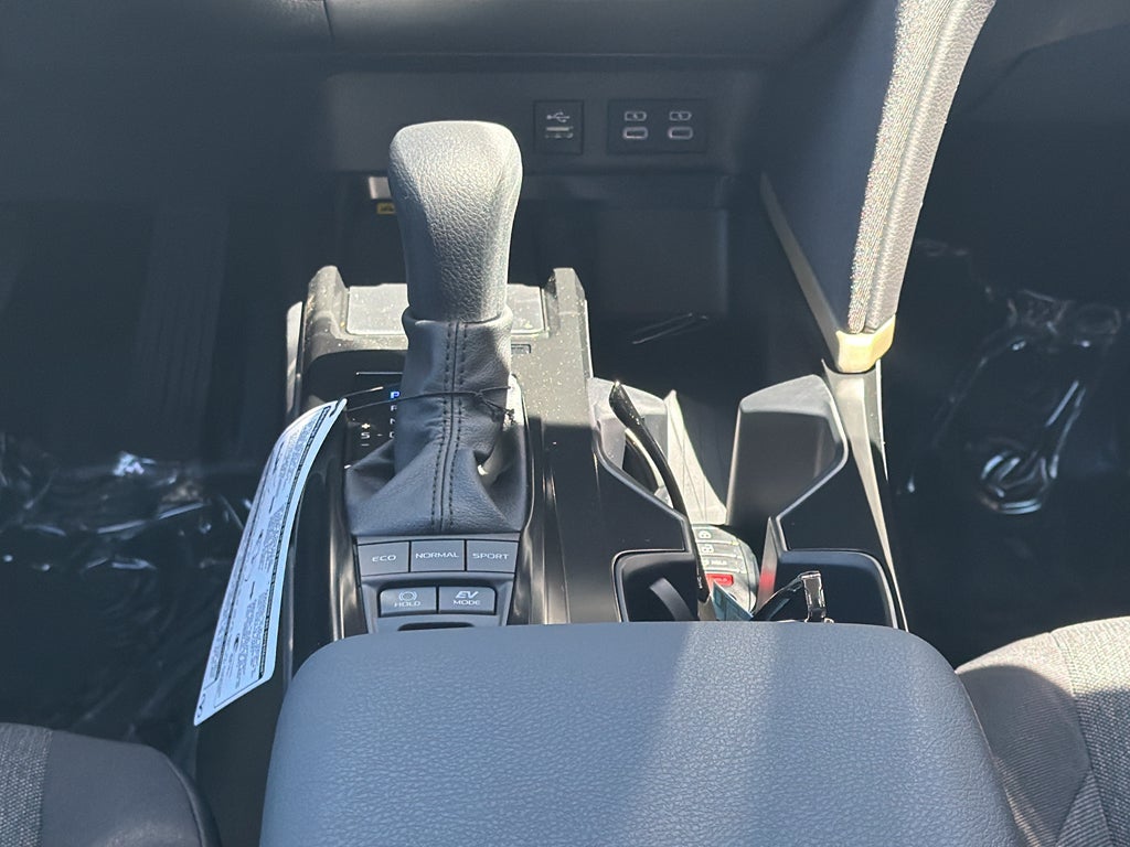 2026 Toyota Camry Hybrid LE