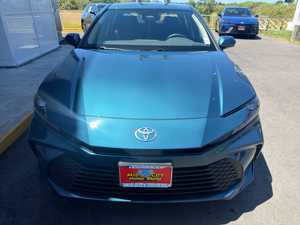 2026 Toyota Camry Hybrid LE