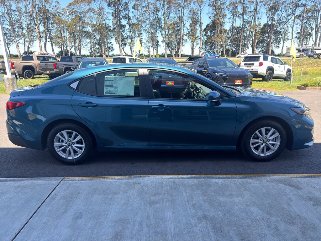 2026 Toyota Camry Hybrid LE