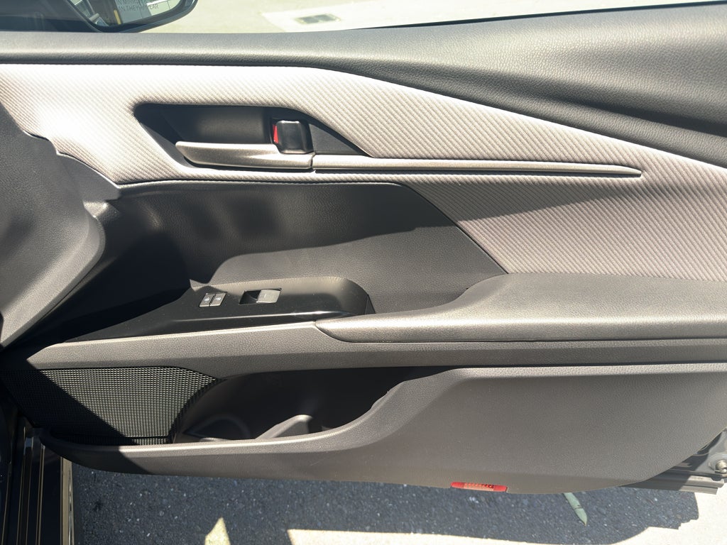 2026 Toyota Camry Hybrid SE