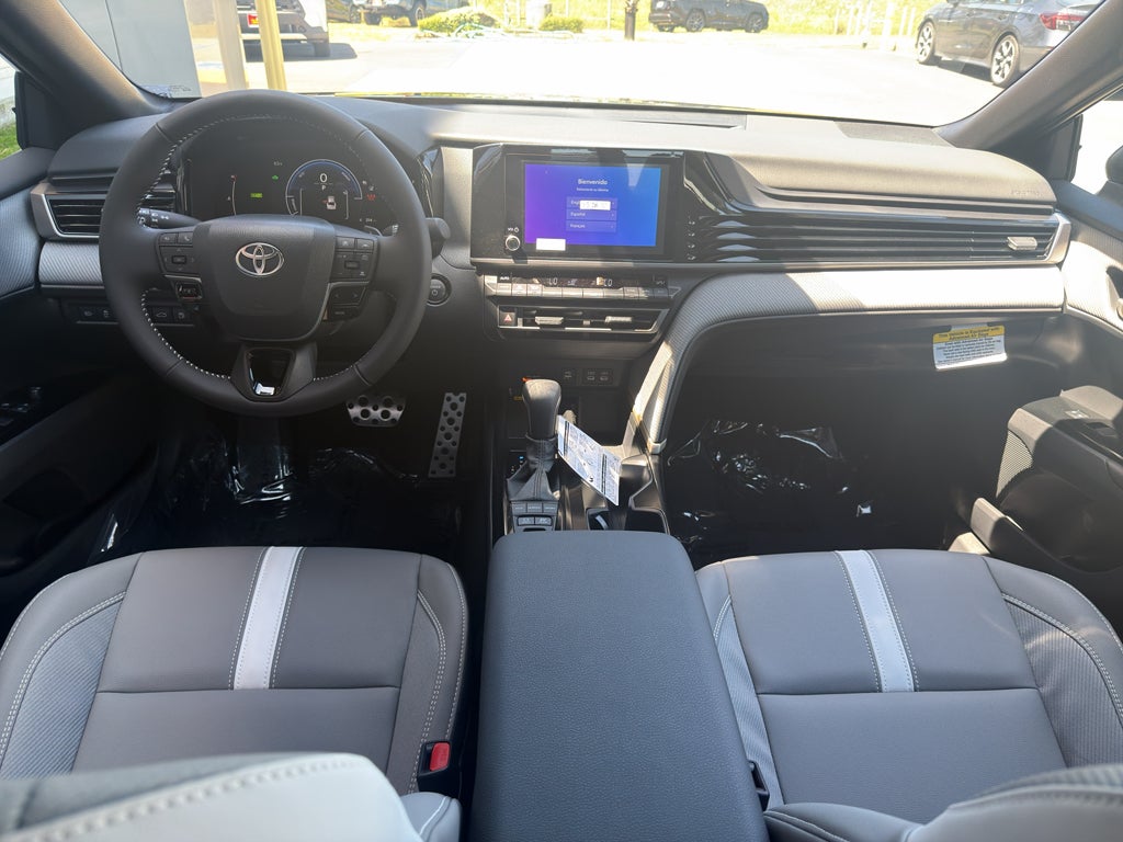 2026 Toyota Camry Hybrid SE