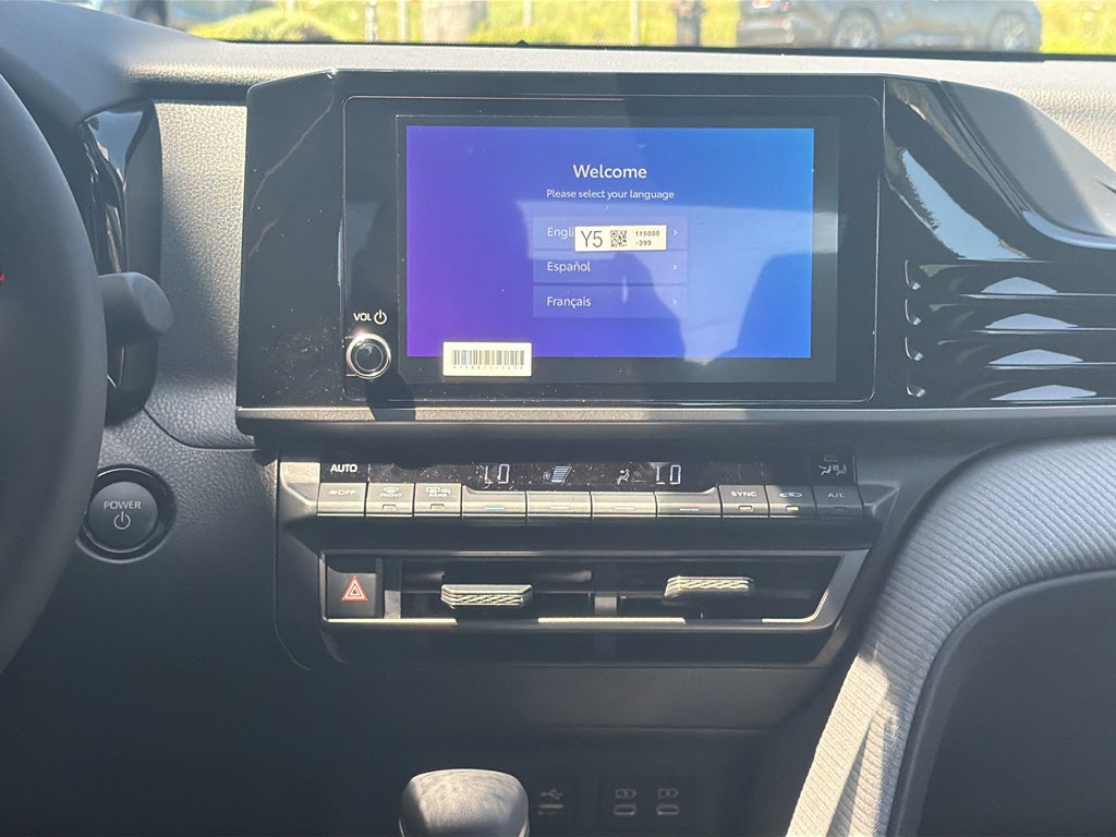 2026 Toyota Camry Hybrid SE