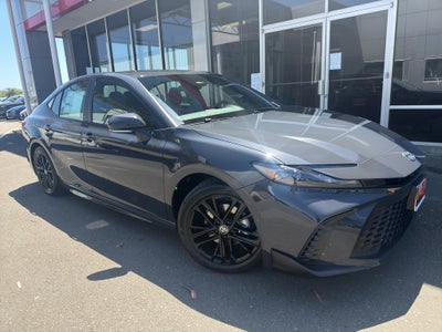 2026 Toyota Camry Hybrid SE