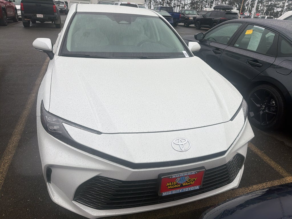 2026 Toyota Camry Hybrid XLE