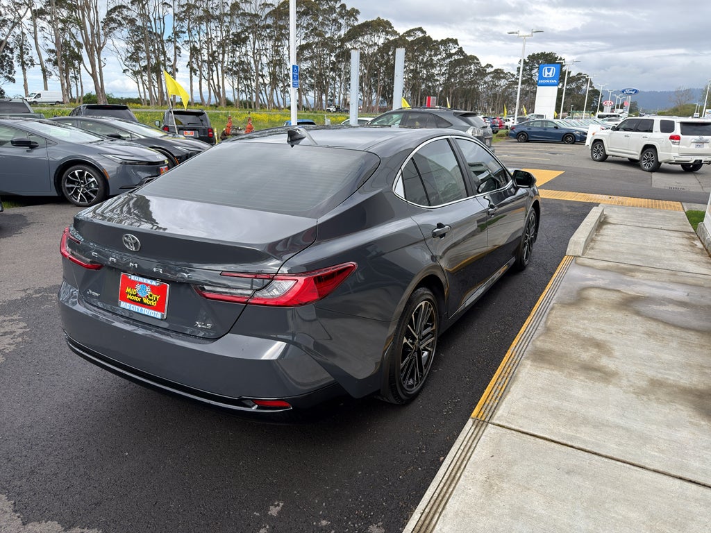 2026 Toyota Camry Hybrid XLE