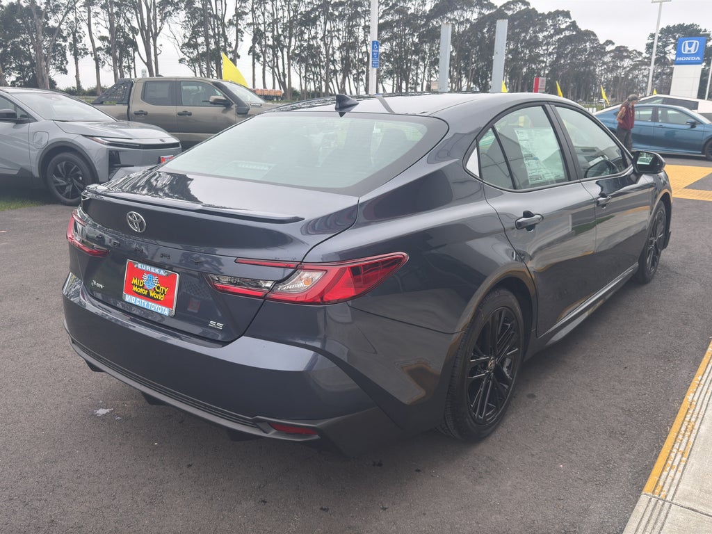 2026 Toyota Camry Hybrid SE