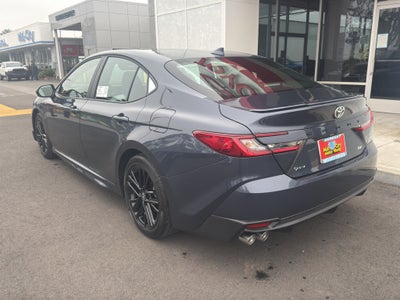 2026 Toyota Camry Hybrid SE