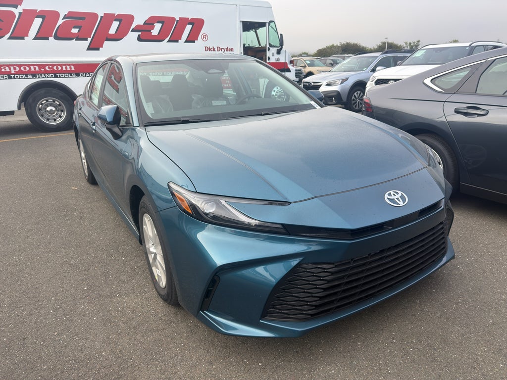 2026 Toyota Camry Hybrid LE