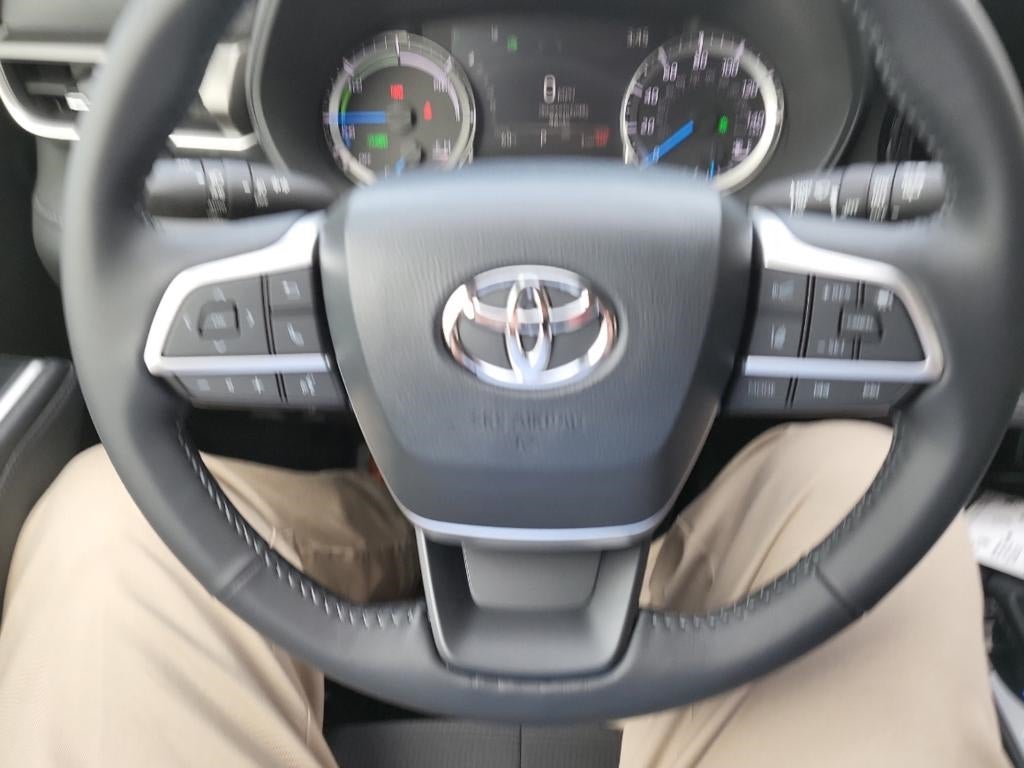 2024 Toyota Highlander Hybrid Hybrid LE