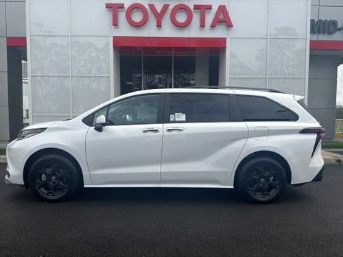 2026 Toyota Sienna Woodland Edition