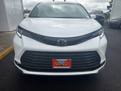 2026 Toyota Sienna Woodland Edition