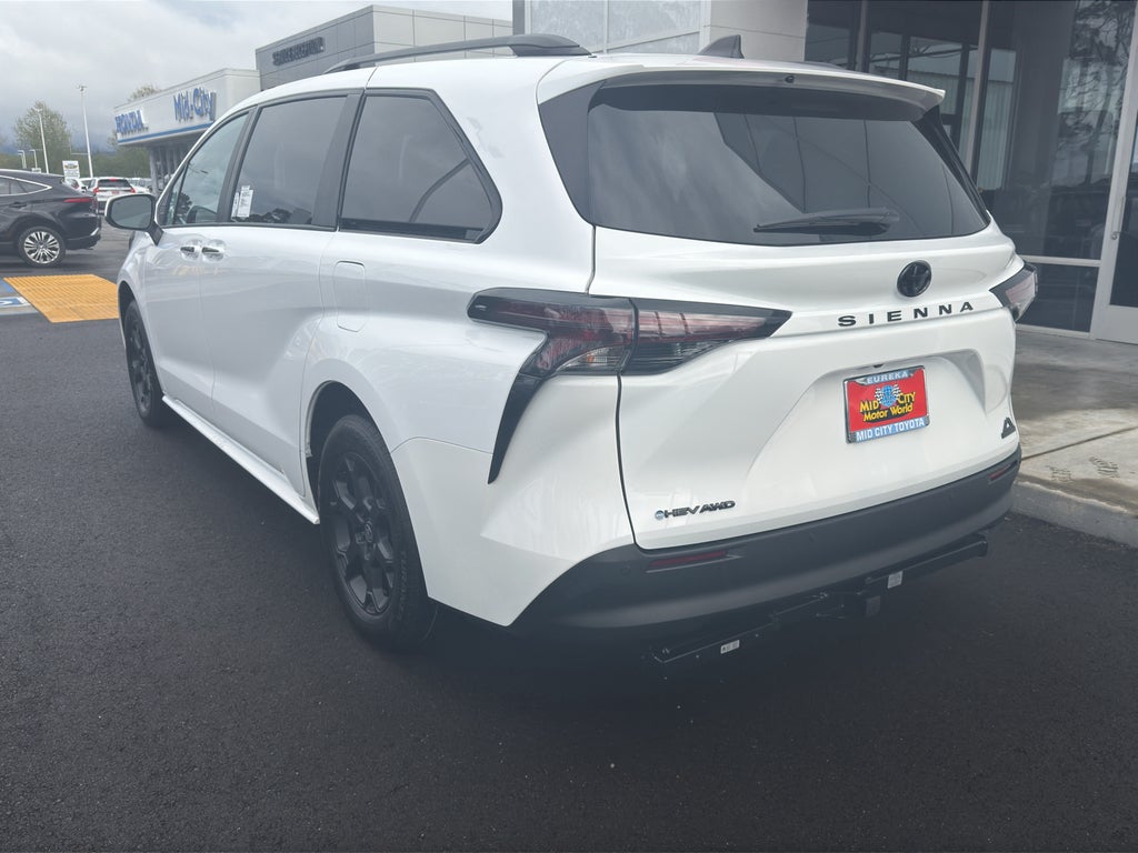 2026 Toyota Sienna Woodland Edition