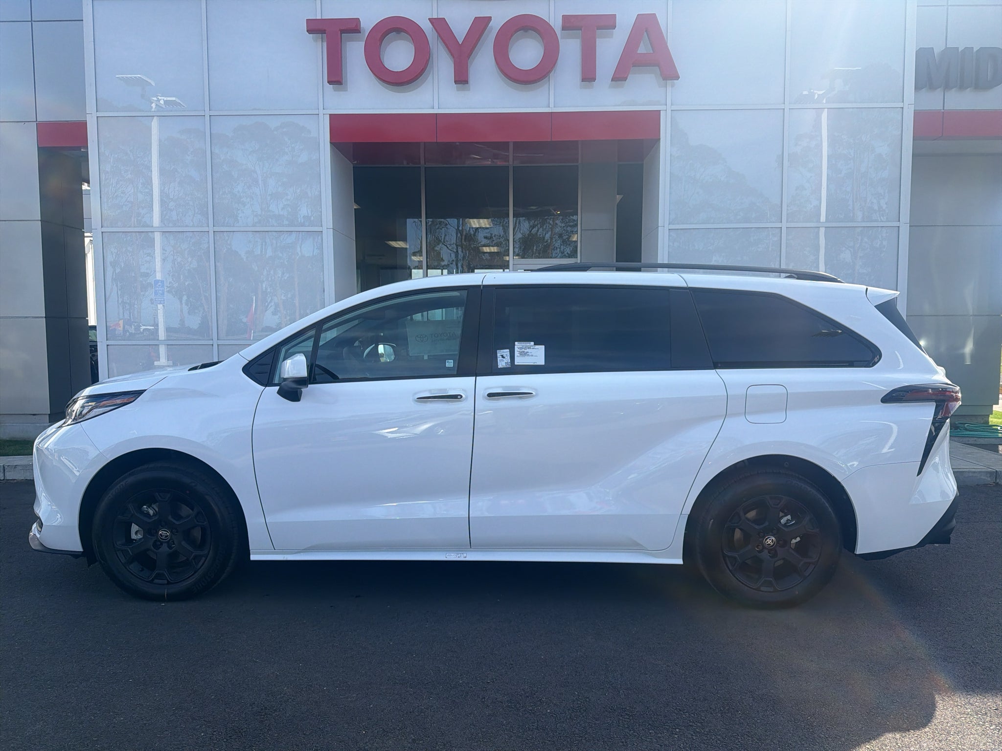 2026 Toyota Sienna Woodland Edition