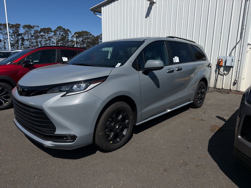 2026 Toyota Sienna Woodland Edition