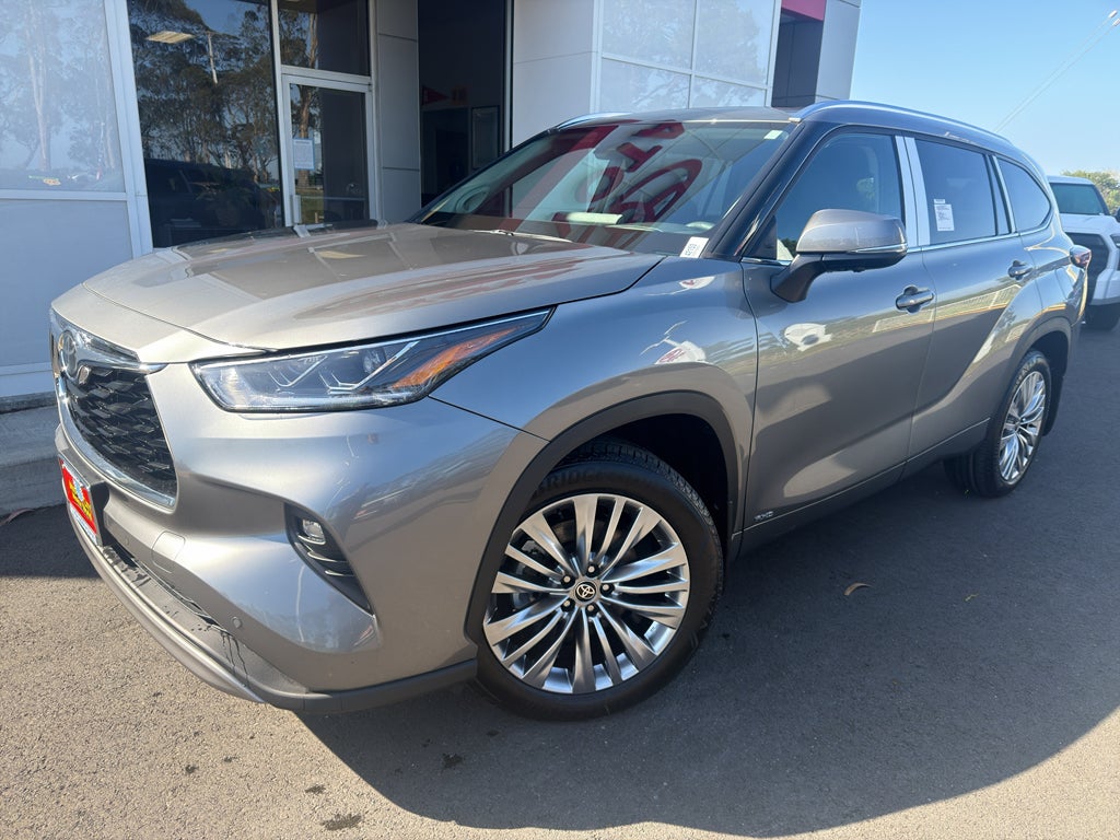 2026 Toyota Highlander Hybrid Hybrid Platinum