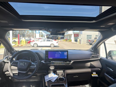 2026 Toyota Sienna Platinum