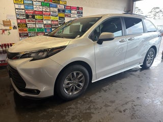 2026 Toyota Sienna XLE