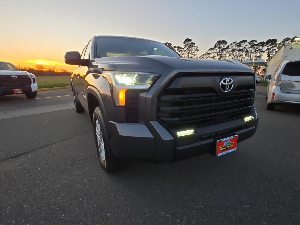 2025 Toyota Tundra SR5