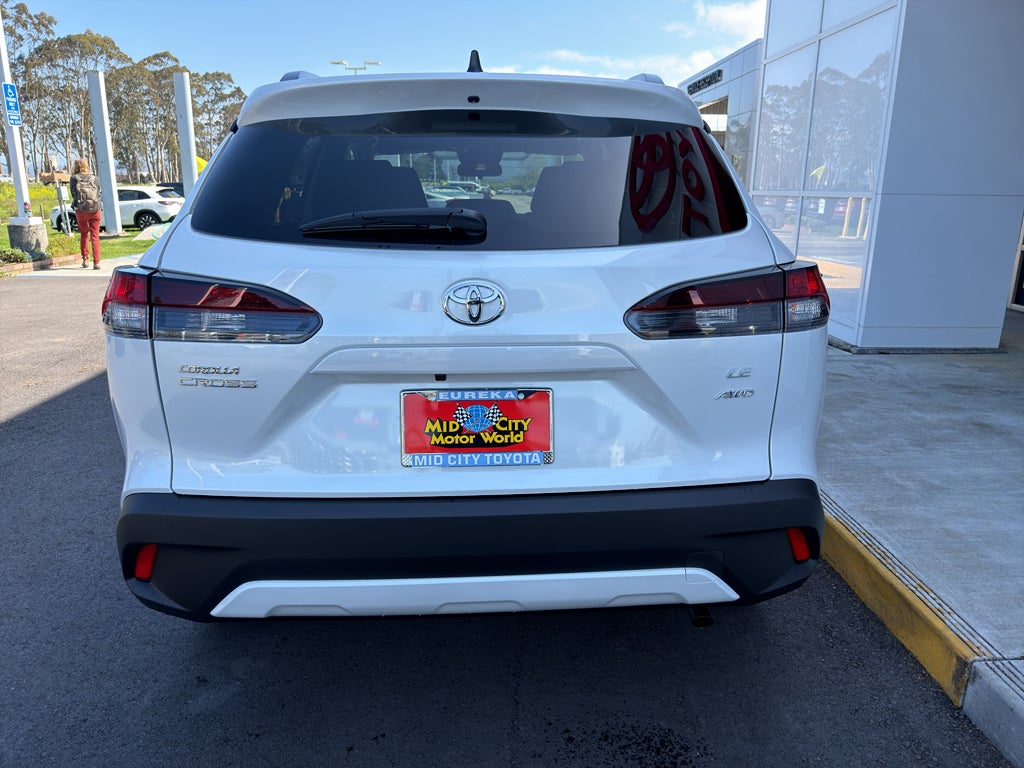 2026 Toyota Corolla Cross LE