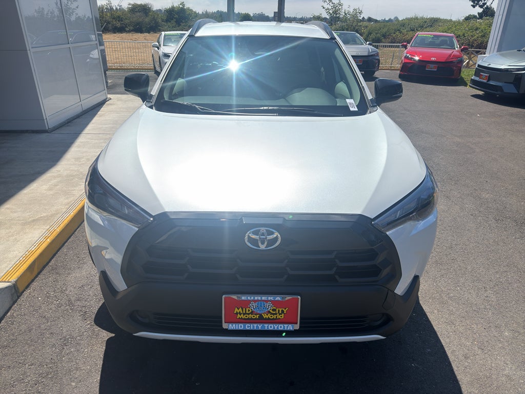 2026 Toyota Corolla Cross LE