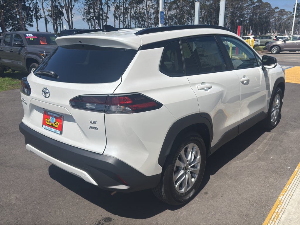 2026 Toyota Corolla Cross LE