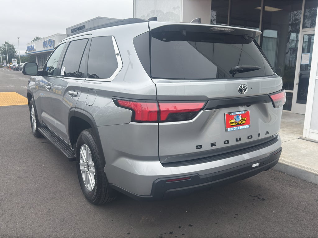 2026 Toyota Sequoia SR5