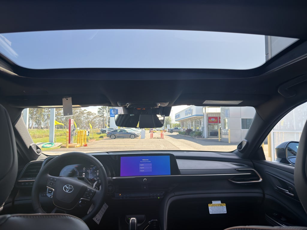 2026 Toyota Toyota Crown Signia Limited