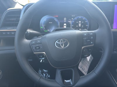 2026 Toyota Toyota Crown Signia Limited