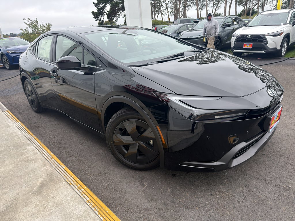 2027 Toyota Prius LE