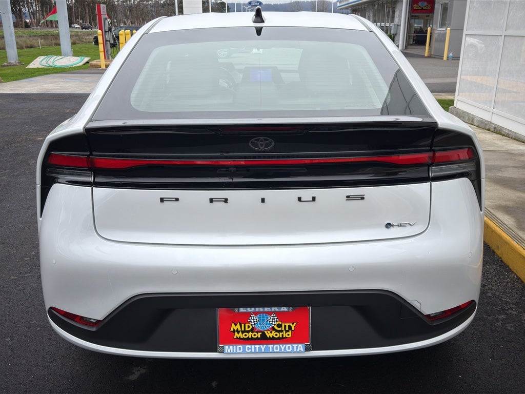 2026 Toyota Prius LE