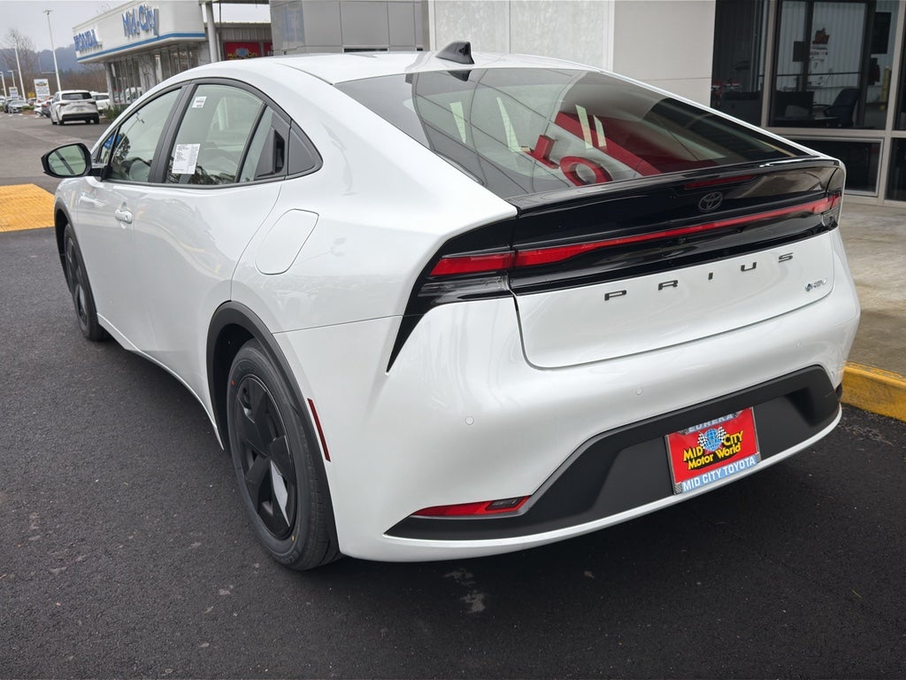 2026 Toyota Prius LE