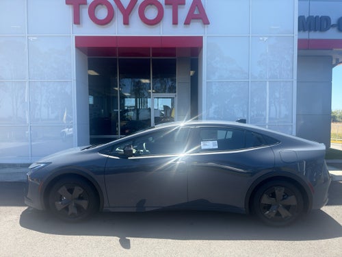 2026 Toyota Prius Plug-in Hybrid SE