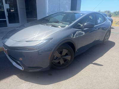 2026 Toyota Prius Plug-in Hybrid SE