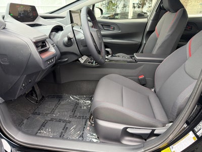 2026 Toyota Prius Plug-in Hybrid SE