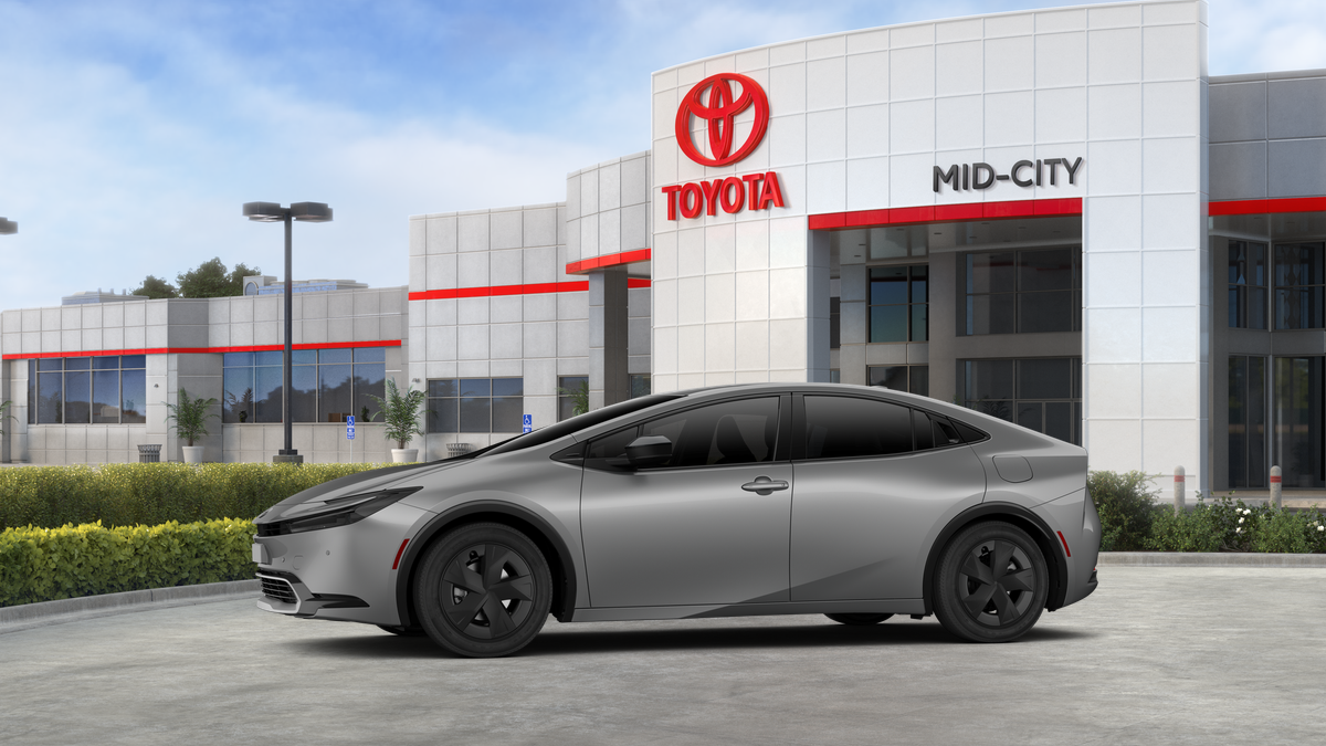 2027 Toyota Prius Plug-in Hybrid SE