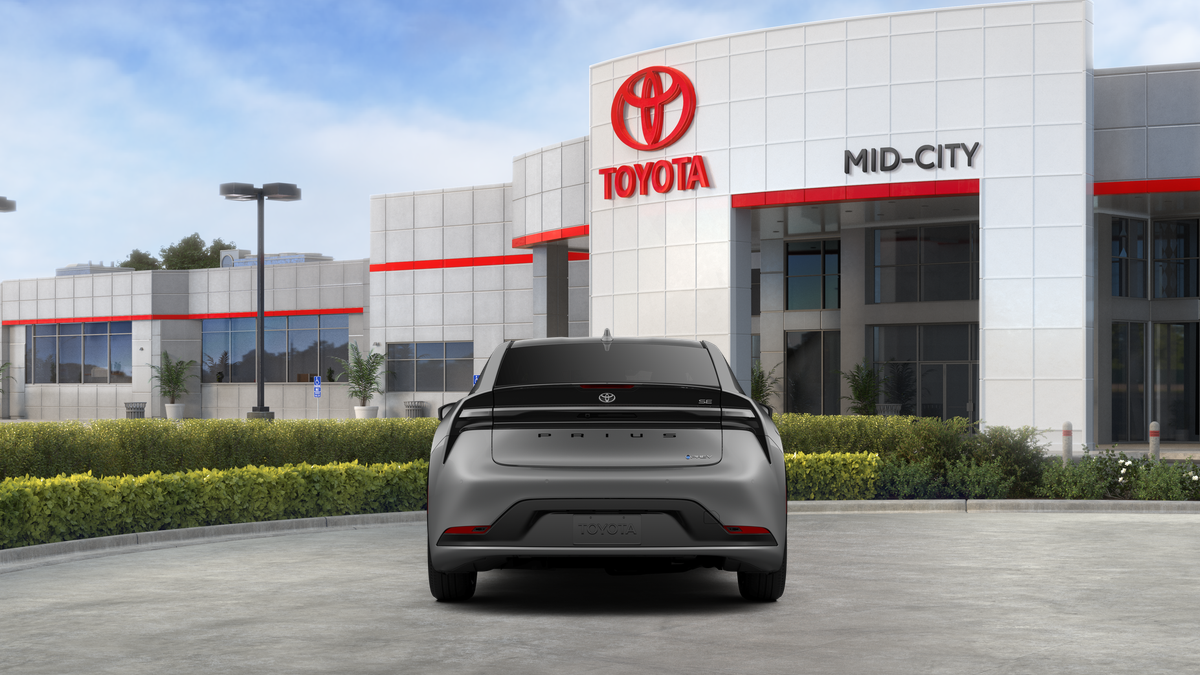 2027 Toyota Prius Plug-in Hybrid SE