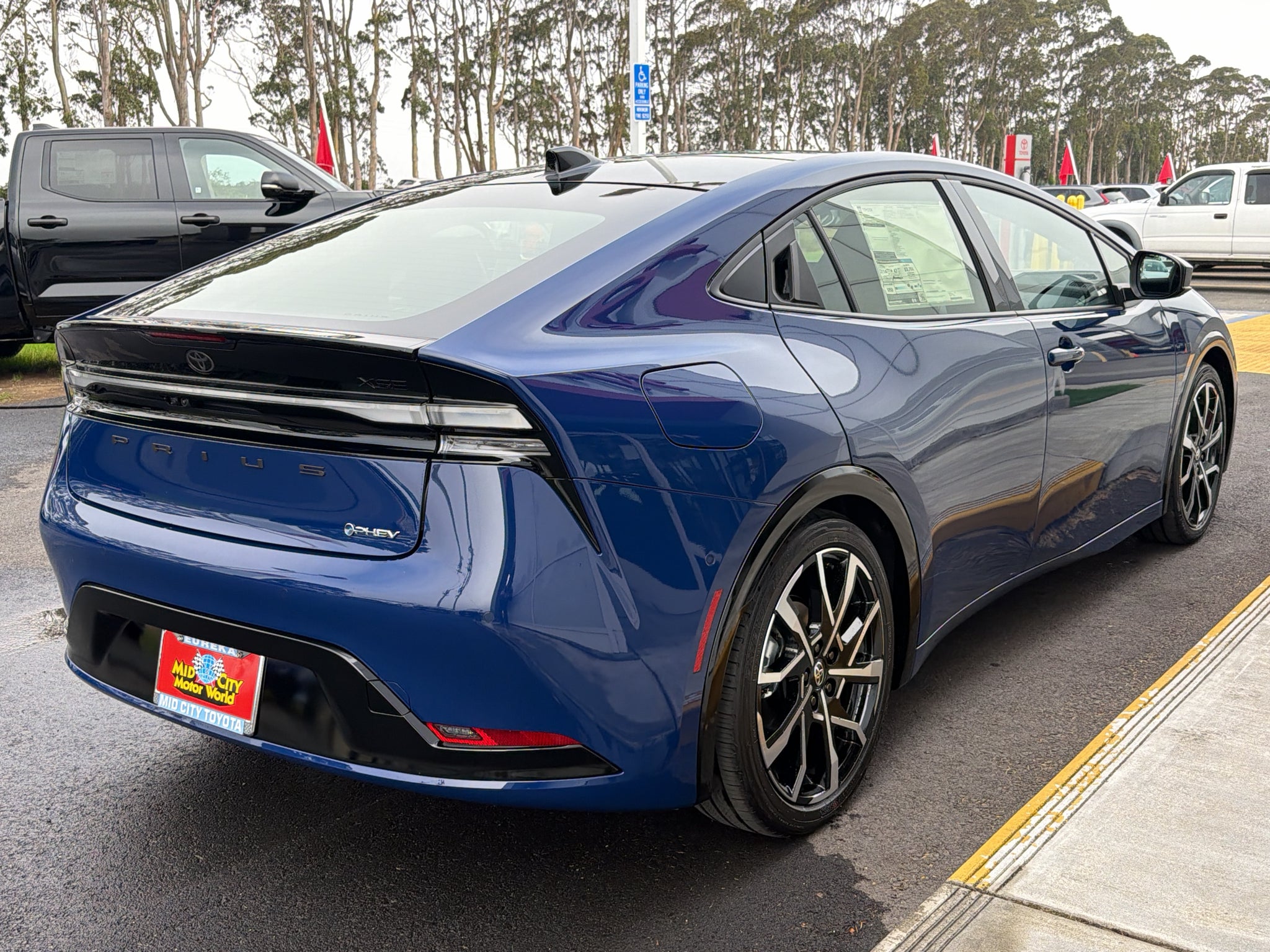 2027 Toyota Prius Plug-in Hybrid XSE Premium