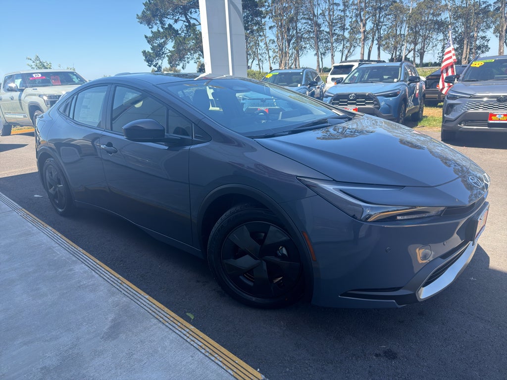 2026 Toyota Prius Plug-in Hybrid SE