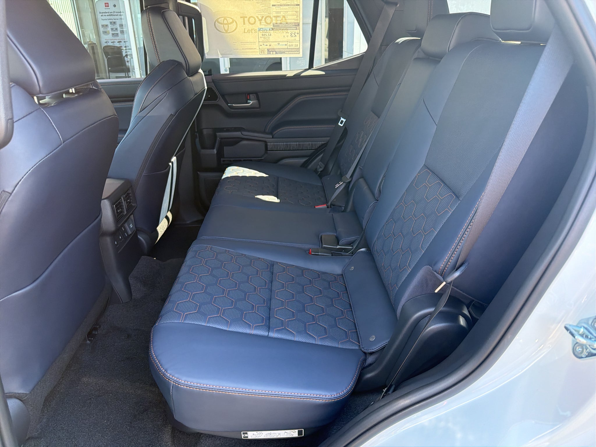 2026 Toyota 4Runner i-FORCE MAX Platinum