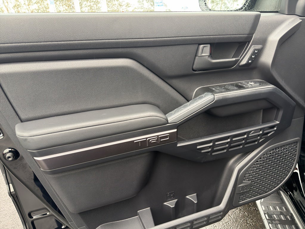 2026 Toyota 4Runner i-FORCE MAX TRD Off-Road Premium i-FORCE MAX