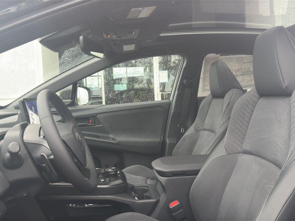 2026 Toyota C-HR XSE