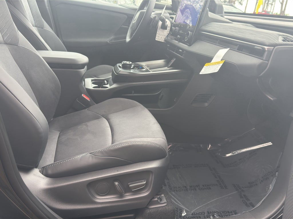 2026 Toyota C-HR XSE