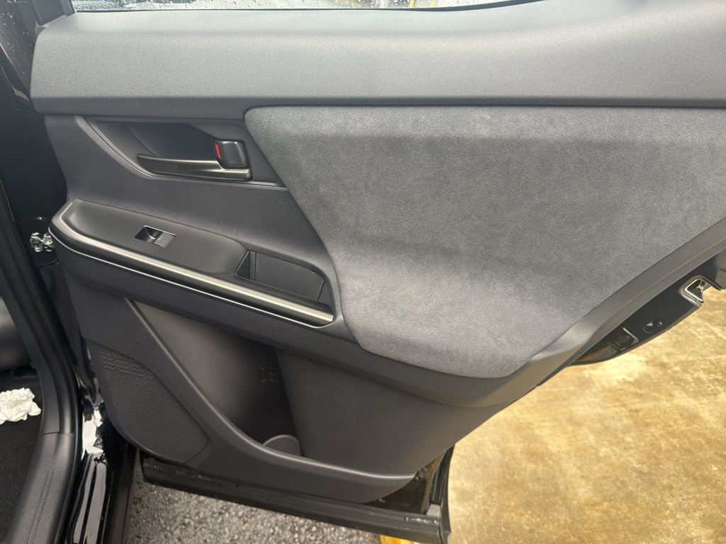 2026 Toyota C-HR XSE