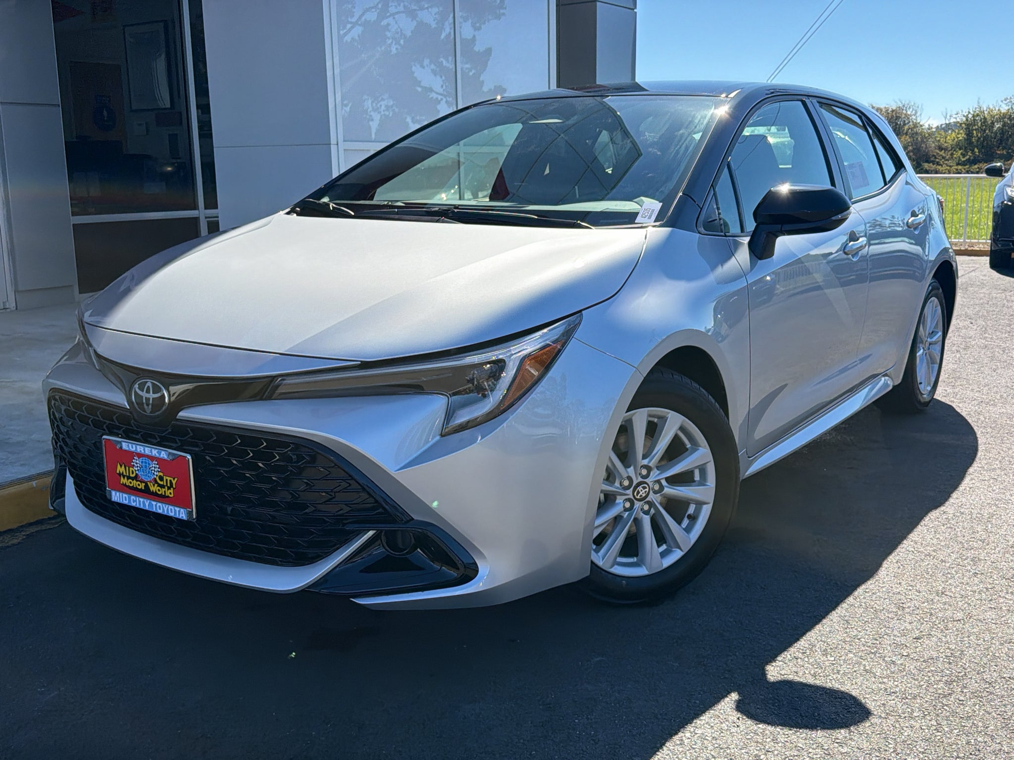2027 Toyota Corolla Hatchback SE