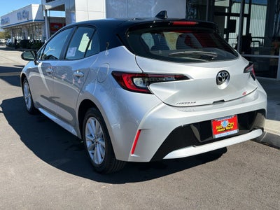 2027 Toyota Corolla Hatchback SE