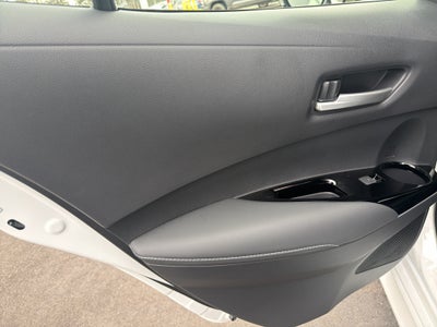 2027 Toyota Corolla Hatchback SE