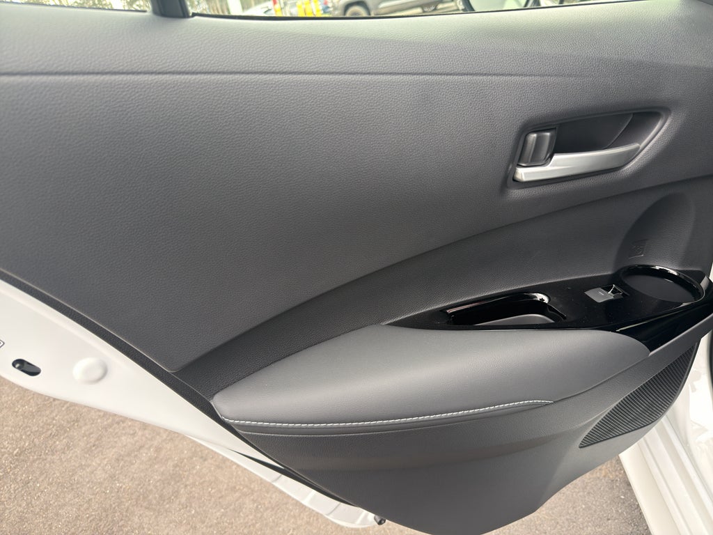 2027 Toyota Corolla Hatchback SE
